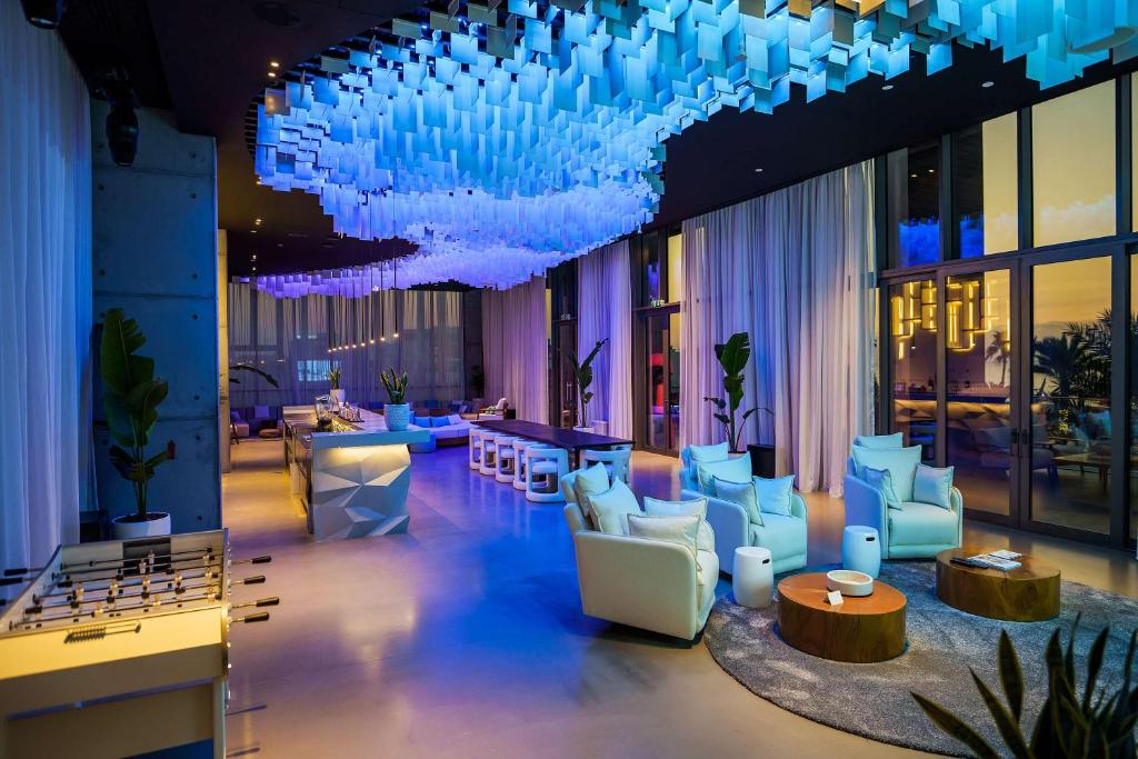 Posezení v ubytování Nikki Beach Resort & Spa Dubai
