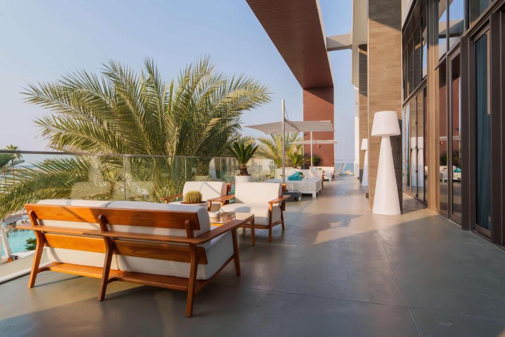 Balkón nebo terasa v ubytování Nikki Beach Resort & Spa Dubai