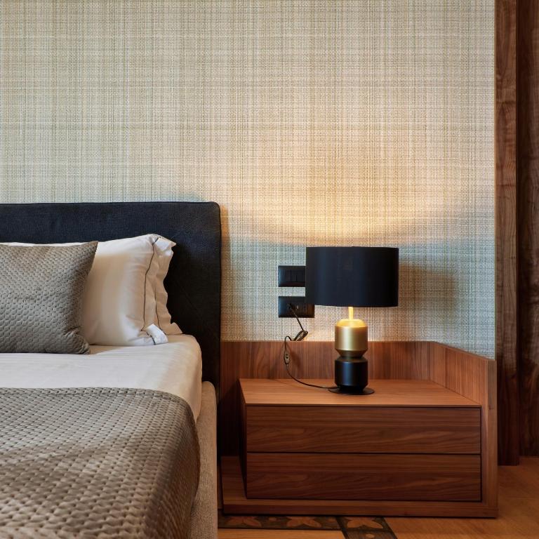 Postel nebo postele na pokoji v ubytování VALIS LUXURY Hotel