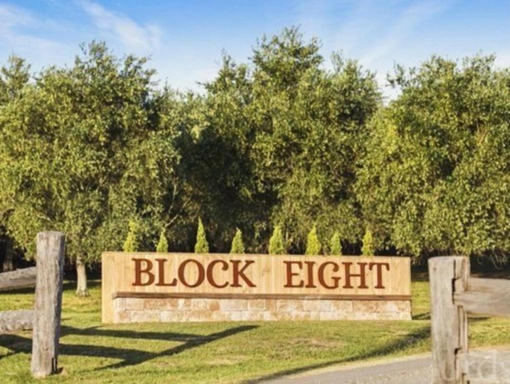 Fotografie z fotogalerie ubytování Block Eight Estate Gum Trees Villa v destinaci Belford