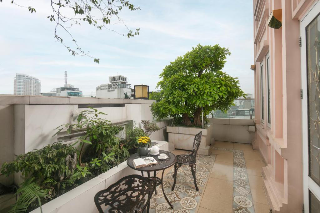 Champton Hanoi Hotel - 18