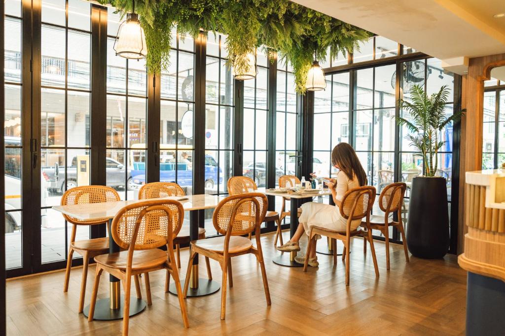 THEE Bangkok by TH District \ - Resim 25