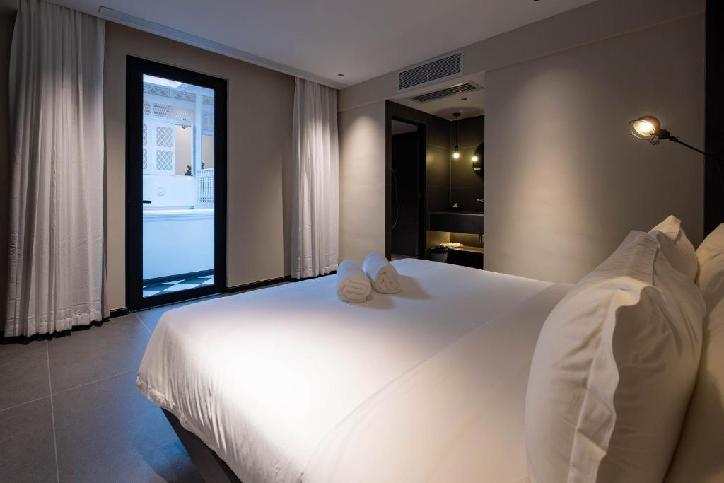 Rest Collection RedHouse Melaka - Roi Premium Avec Balcon