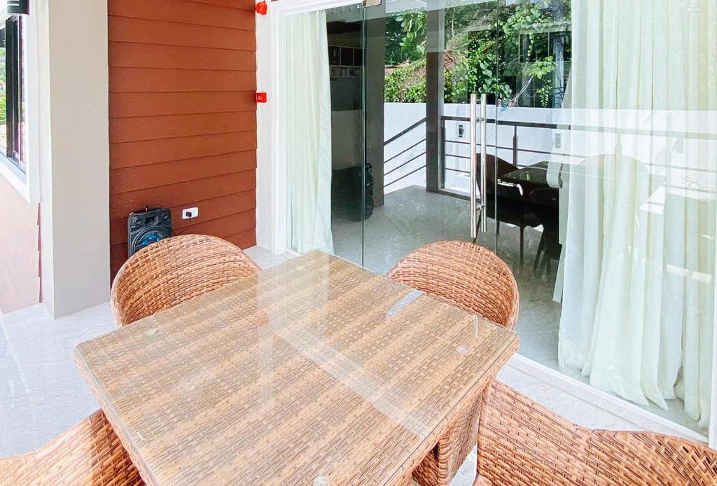 Balkón nebo terasa v ubytování Grospe Resort Boracay by RedDoorz