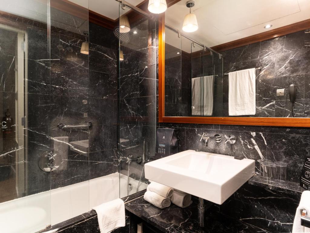 U232 Hotel - Resim 34