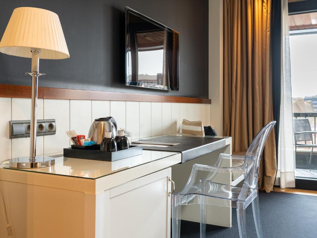 U232 Hotel - Resim 41