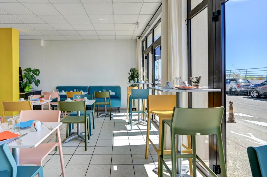 Restaurace v ubytování Hotel Camille