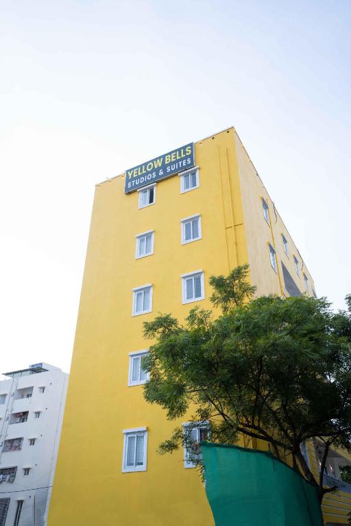 Budova, kde se aparthotel nachází