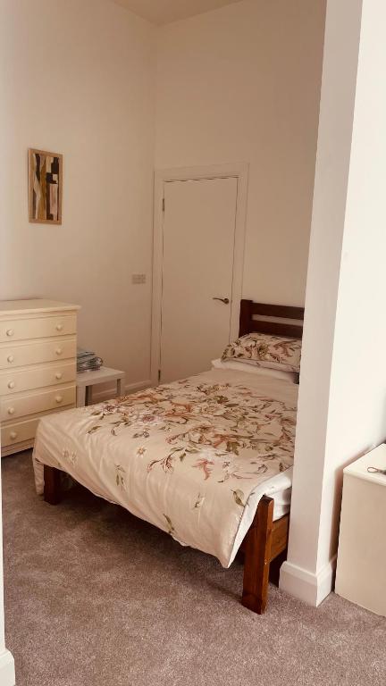 Postel nebo postele na pokoji v ubytování Colton House - Apt 3