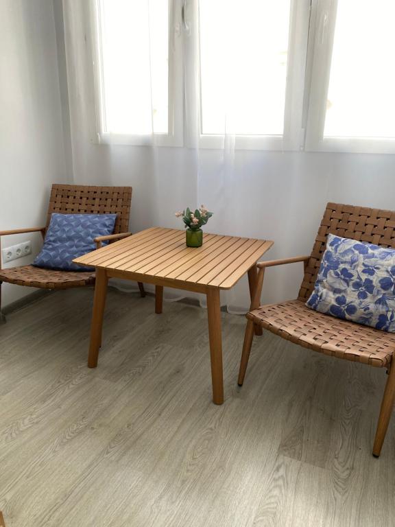 Posedenie v ubytovaní Cozy apartment Alicante