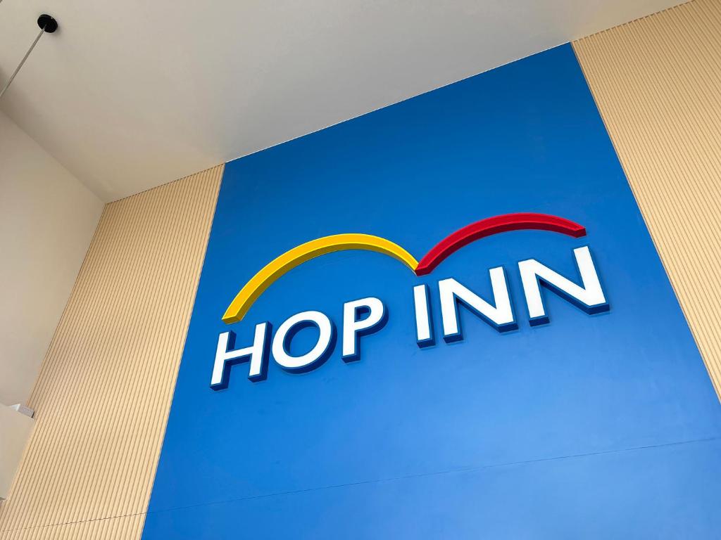 Certifikát, hodnocení, plakát nebo jiný dokument vystavený v ubytování HOP INN Prachuap Khiri Khan