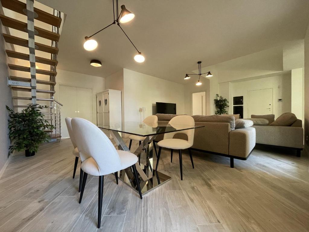 A seating area at Gli Scogli Luxury Residence Hotel