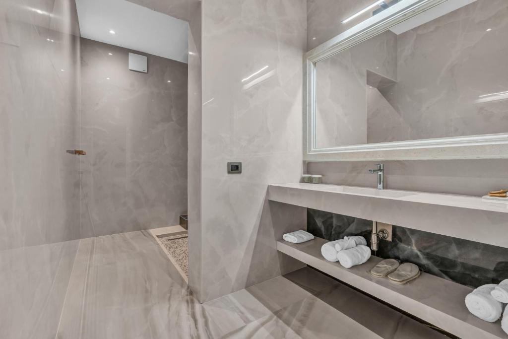 Koupelna v ubytování Hotel Plaza Berat
