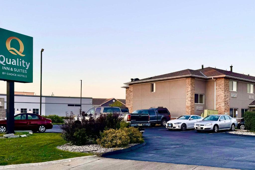 Quality Inn & Suites Green Bay - Ashwaubenon photo