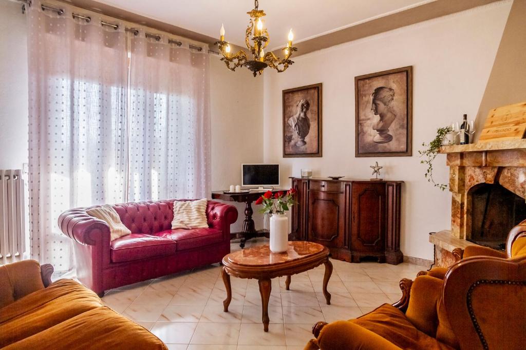 Posedenie v ubytovaní Toscana Grande Appartamento in Villa con 2 camere, terrazze, giardino e posto auto privato Tutti spazi uso esclusivo