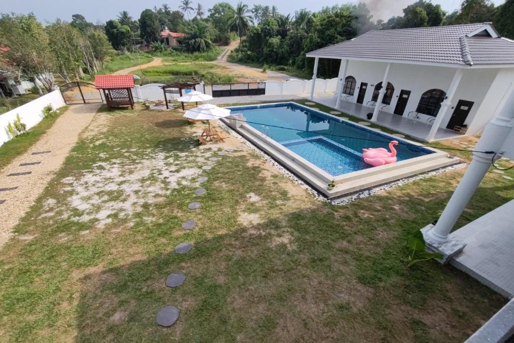 Bazén v ubytování Grand Aeden Villa nebo v jeho okolí