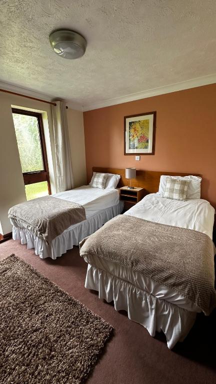 Farmhouse Inn - 