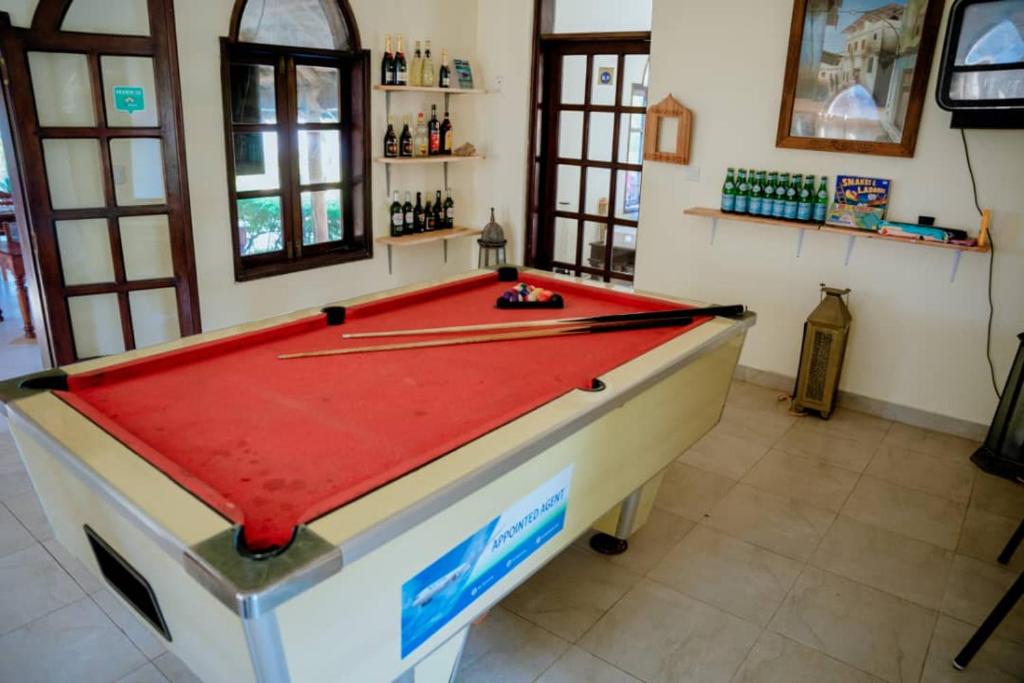 Biliár nebo kulečník v ubytování Villa Serenity, Tanzania Unforgettable