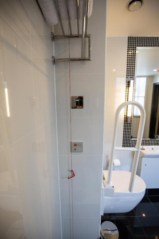 Wellington Hotel by Blue Orchid - Resim 37