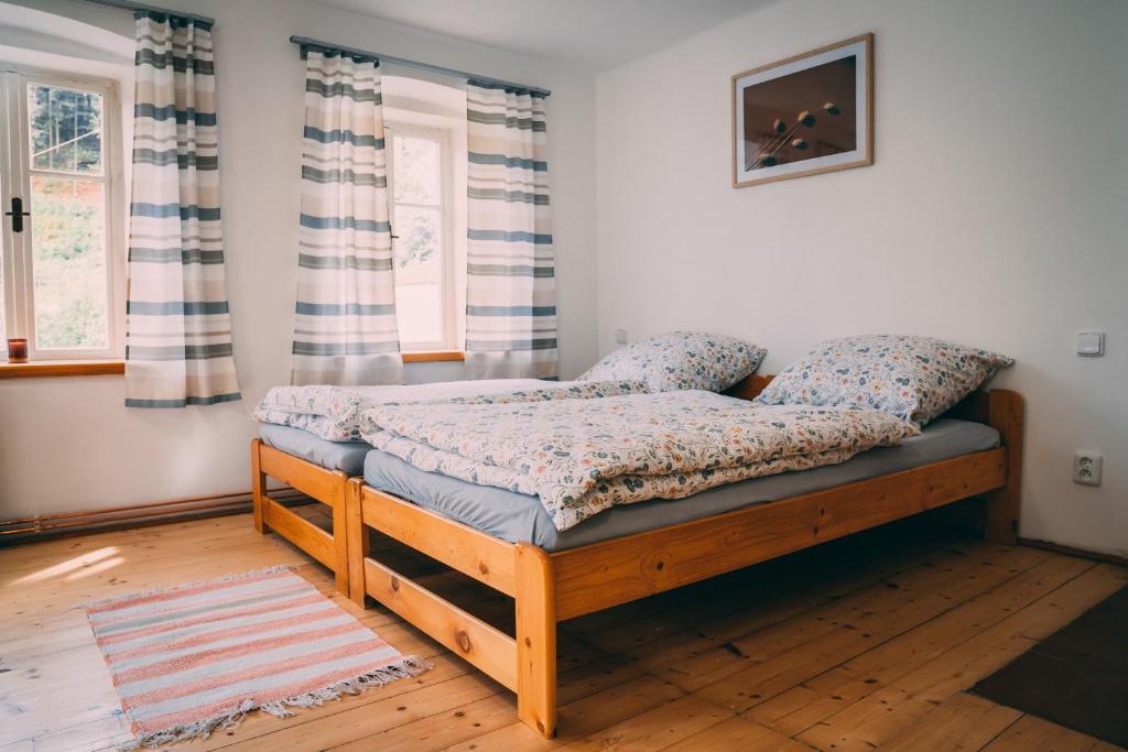 Postel nebo postele na pokoji v ubytování chalupa CHALUPA