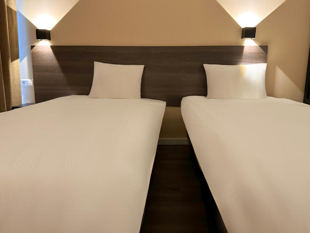HOTELUX Amsterdam Airport Hotel - Resim 24