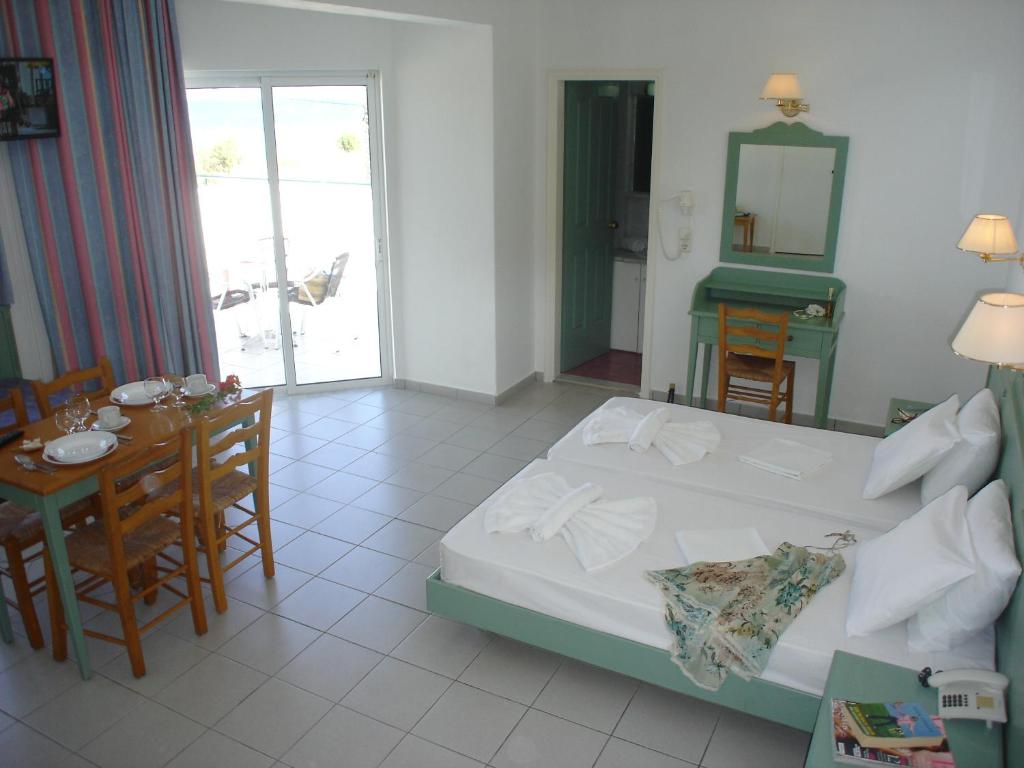 Andromeda Hotel Apartments - 16