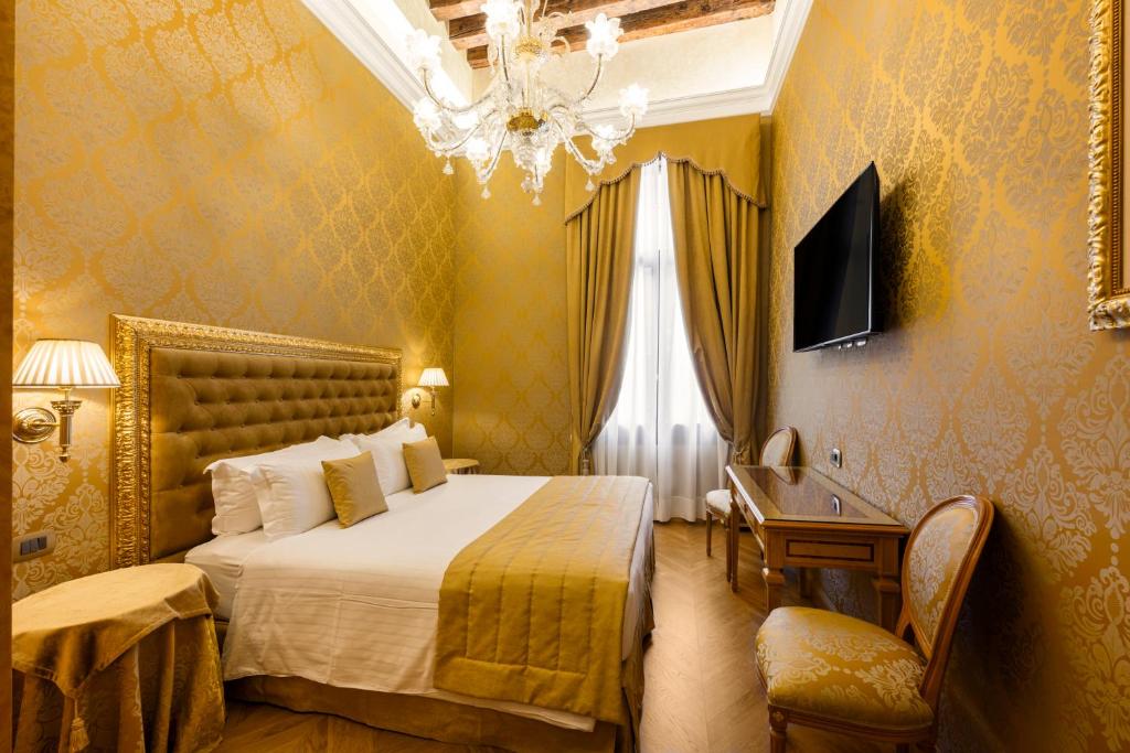 Palazzo dei Mori - Resim 3