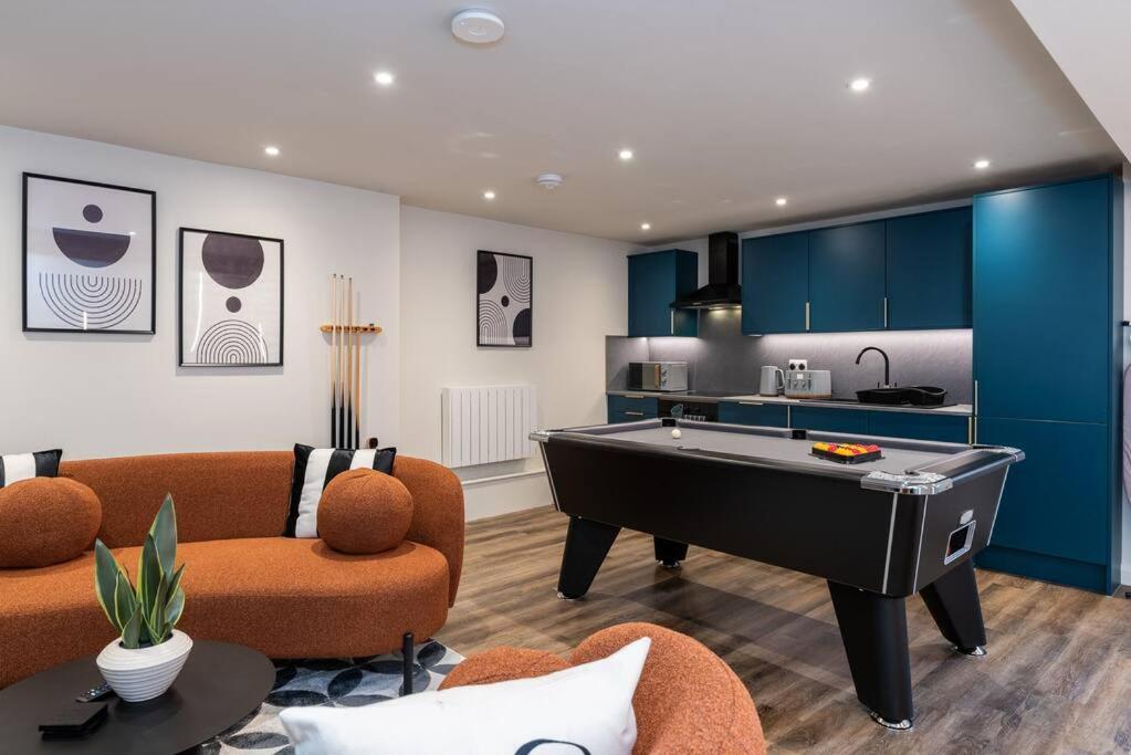 Køkken eller tekøkken på Majestic - Superior 2 Bedroom 9