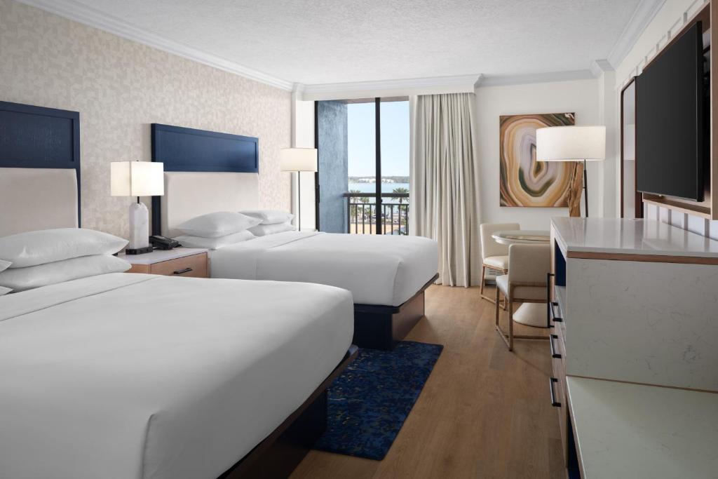 Sheraton Sand Key Resort - Guest Room, 2 Queen, No View, Low Floor