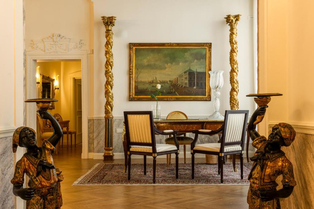 Palazzo dei Mori - Resim 2