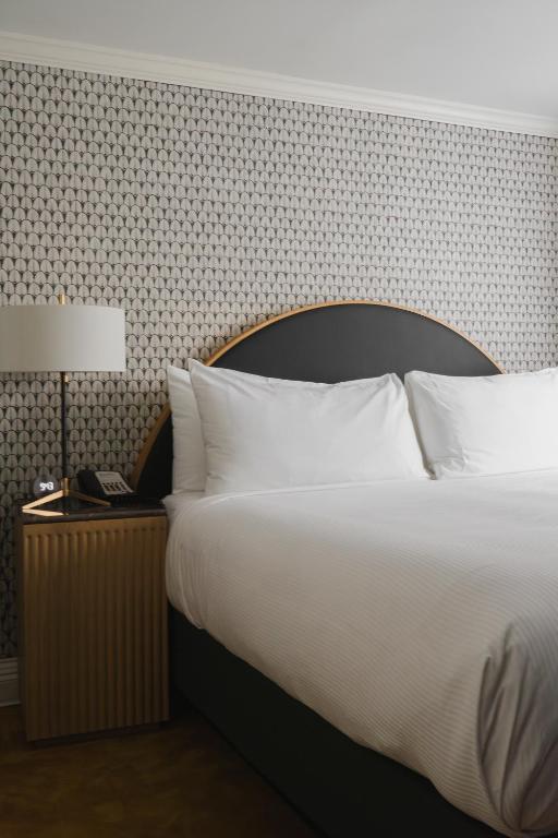 Bourbon Orleans Hotel - Standard King Room
