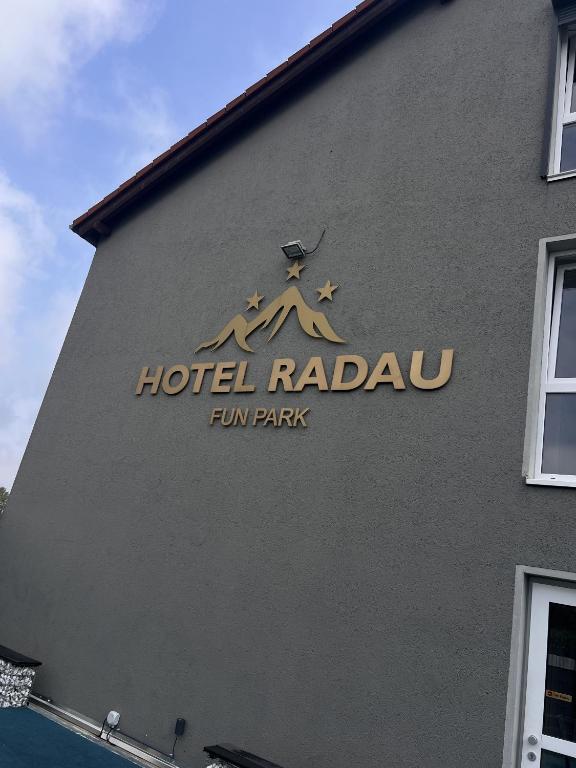 Certifikát, hodnocení, plakát nebo jiný dokument vystavený v ubytování Hotel zur Radau