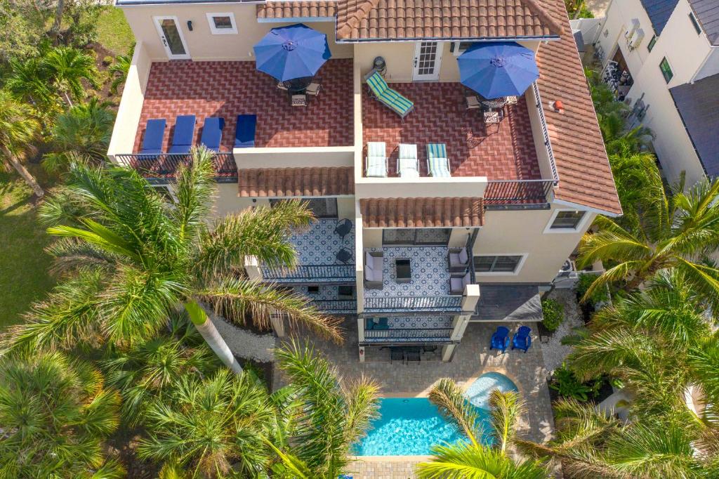 100 percent Private - Pool, Oceanviews, Village, Beaches!, Siesta Key ...