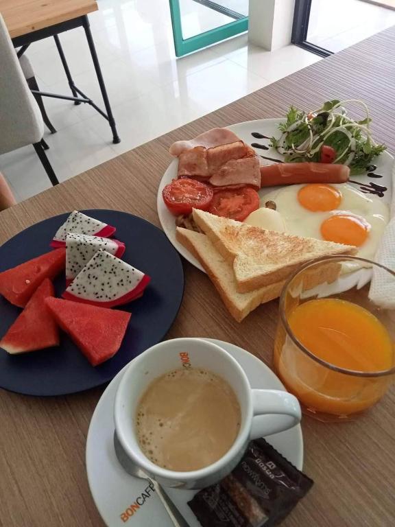 Jídlo v kapslového hotelu nebo okolí