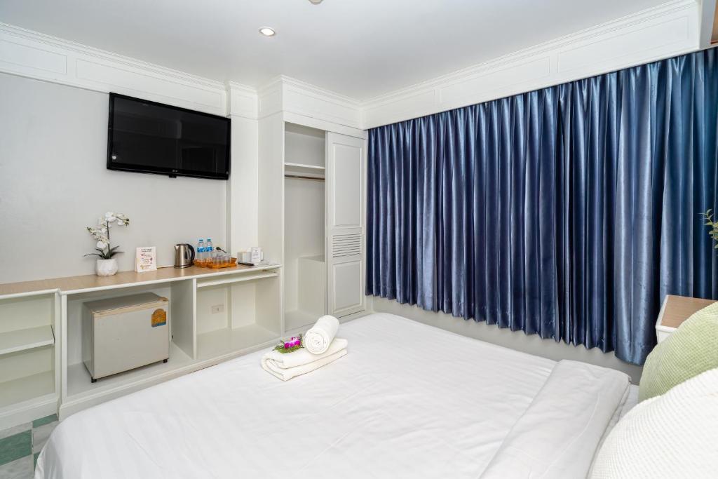 Patong Social Hotel & Restaurant - Resim 24