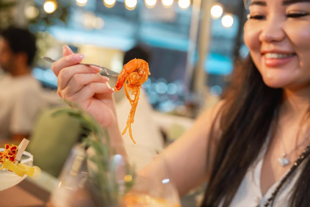 Patong Social Hotel & Restaurant - Resim 35