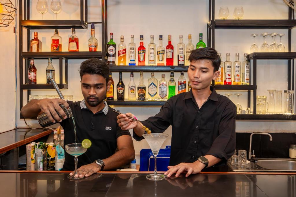 Patong Social Hotel & Restaurant - Resim 43