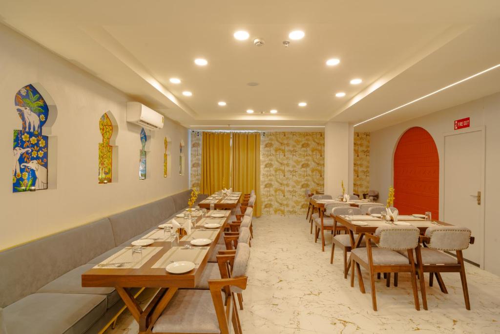 Restaurace v ubytování Alokah Kashi