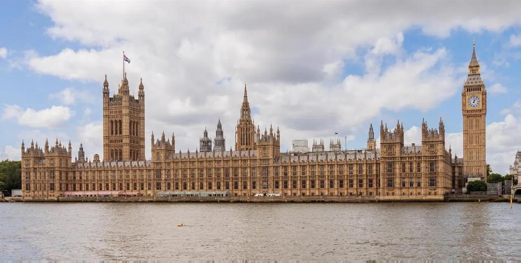 Σημείο ενδιαφέροντος κοντά σε αυτό το δωμάτιο σε οικογενειακή κατοικία