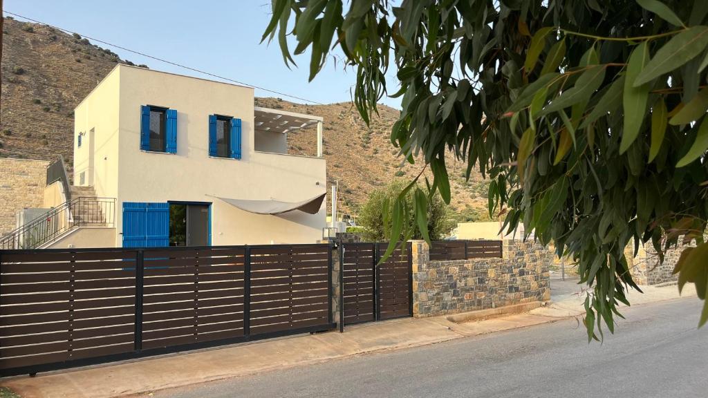 Φωτογραφία από το άλμπουμ του Villa Nicolina σε Límnai