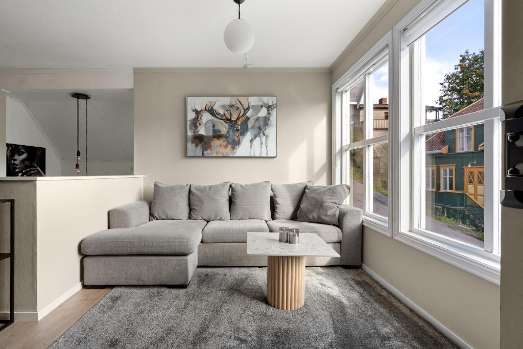 
Address: Vestregata 74
