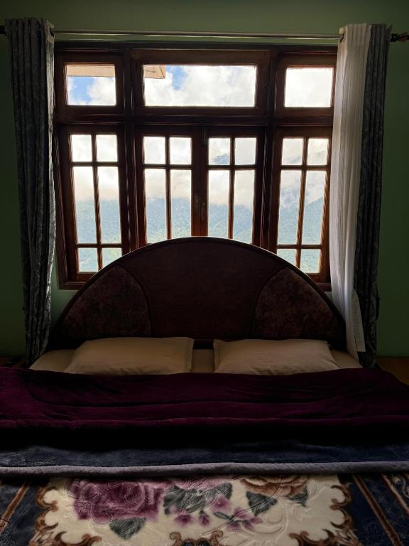 Hermit Retreat - Deluxe Double Room With Balcony