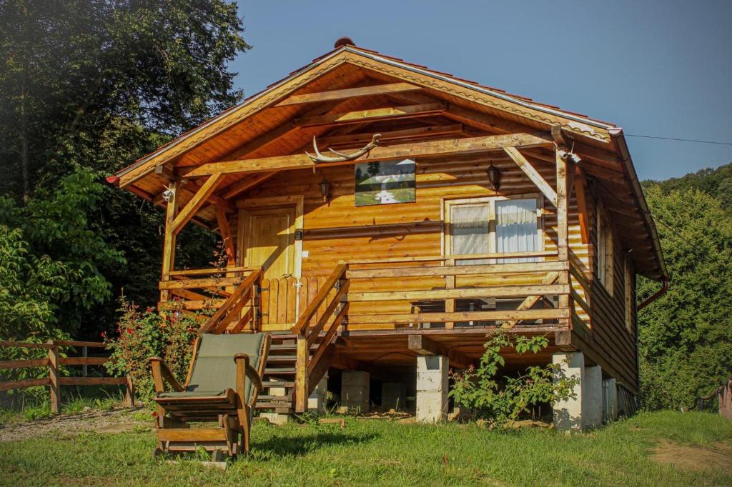 Budova, kde se chata nachází