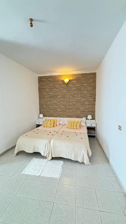 A bed or beds in a room at Finca Santa Catalina