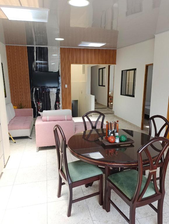 Istumisnurk majutusasutuses Comodas y agradables Habitaciones en Chipre