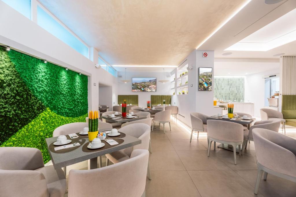 Posezení v ubytování Hotel Gardenia Sorrento, Ascend Hotel Collection