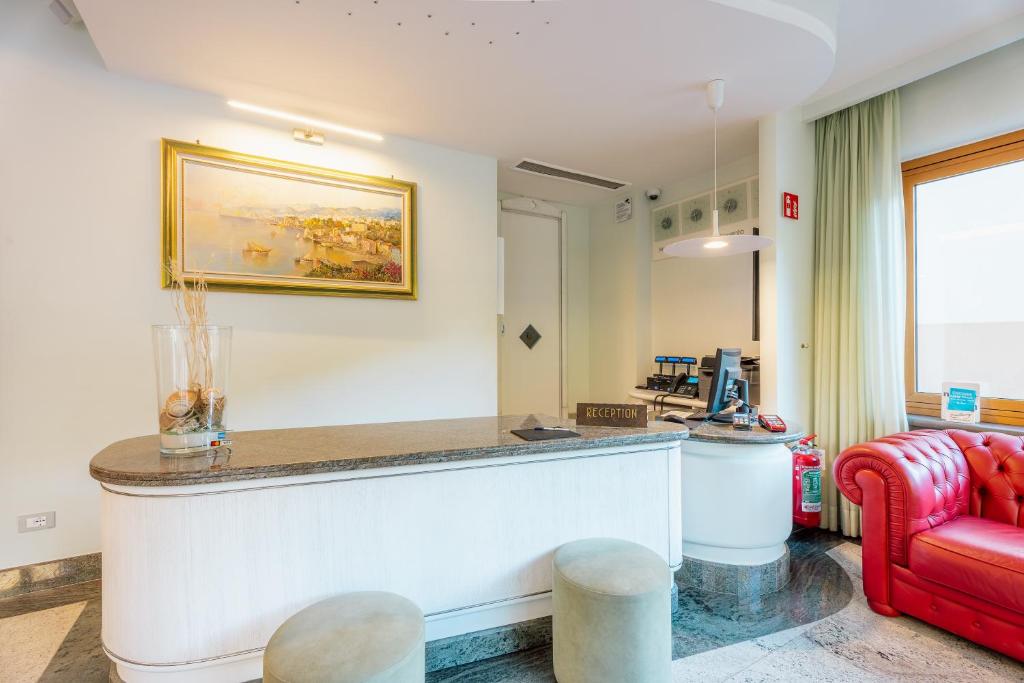 Posezení v ubytování Hotel Gardenia Sorrento, Ascend Hotel Collection