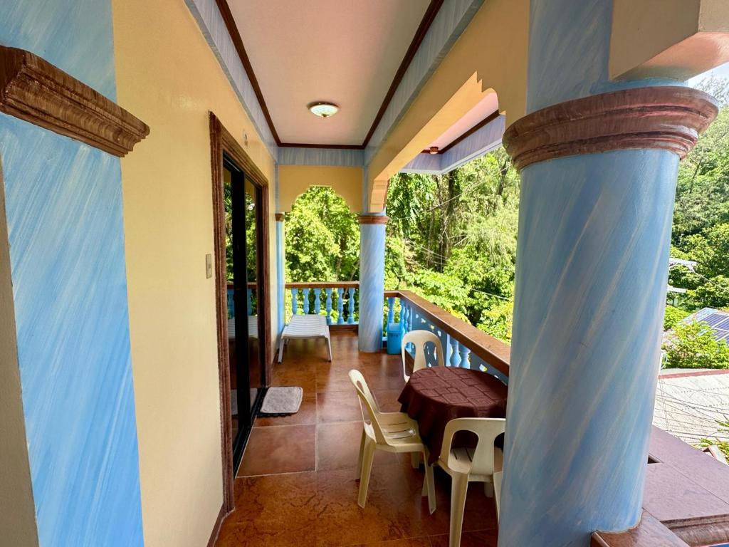 Ocean Breeze Inn photo