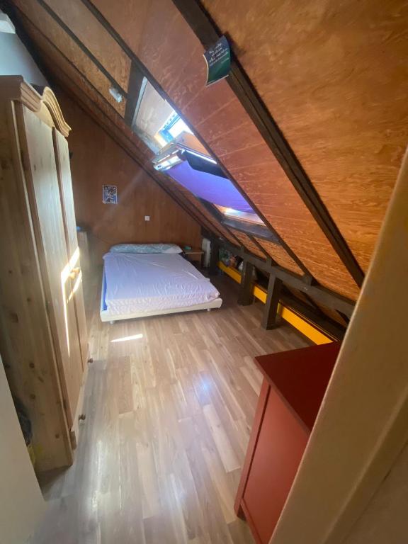 Postel nebo postele na pokoji v ubytování Ilir-home