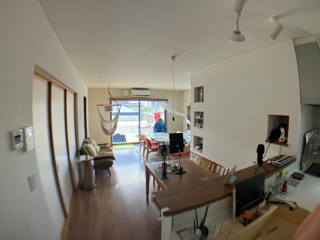 TV a/nebo společenská místnost v ubytování オルちゅーばーハウス#カプセルホテル式#1人部屋#ホスト居住型民泊#Oruchuba house